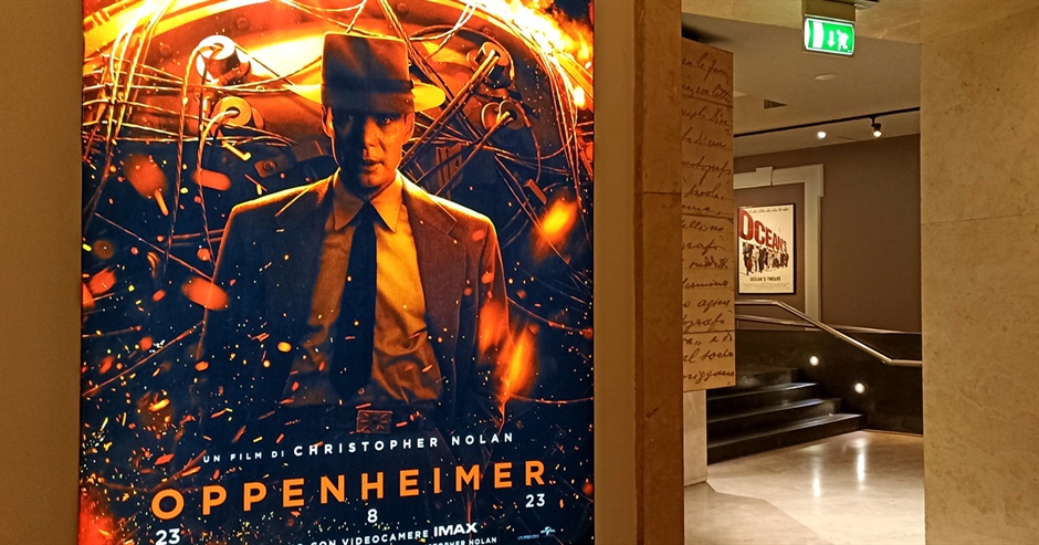 Oppenheimer Filmi: Atom Bombası'nın Mimarının Hayatına Sinematik Bir Yolculuk